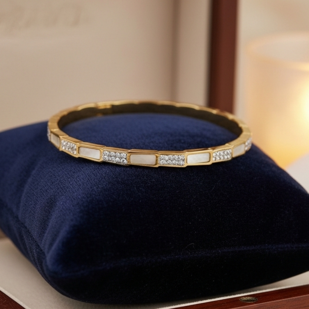NEW Gold Bracelet Bangle